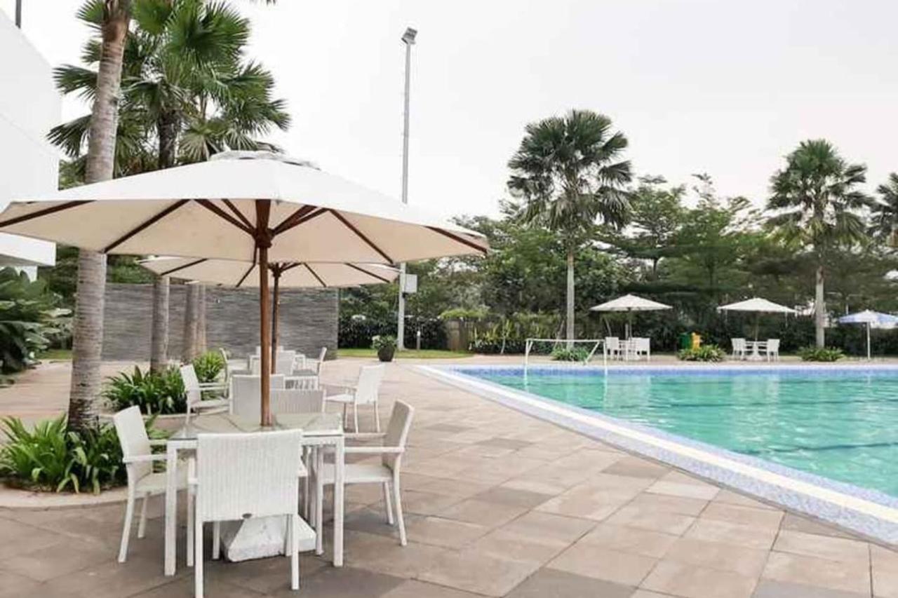Barata Hotel Near Bandara Soekarno Hatta Tangerang Zewnętrze zdjęcie