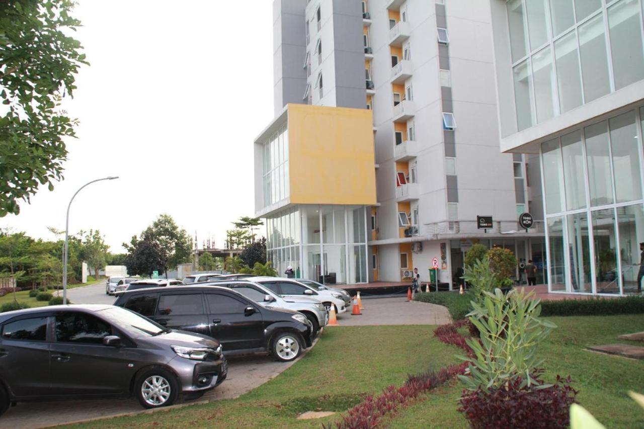Barata Hotel Near Bandara Soekarno Hatta Tangerang Zewnętrze zdjęcie