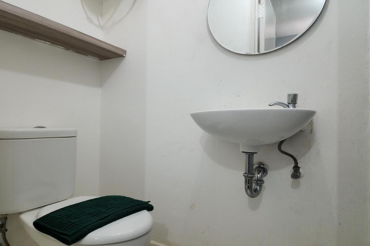 Barata Hotel Near Bandara Soekarno Hatta Tangerang Zewnętrze zdjęcie