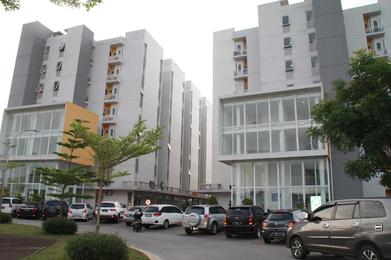 Barata Hotel Near Bandara Soekarno Hatta Tangerang Zewnętrze zdjęcie