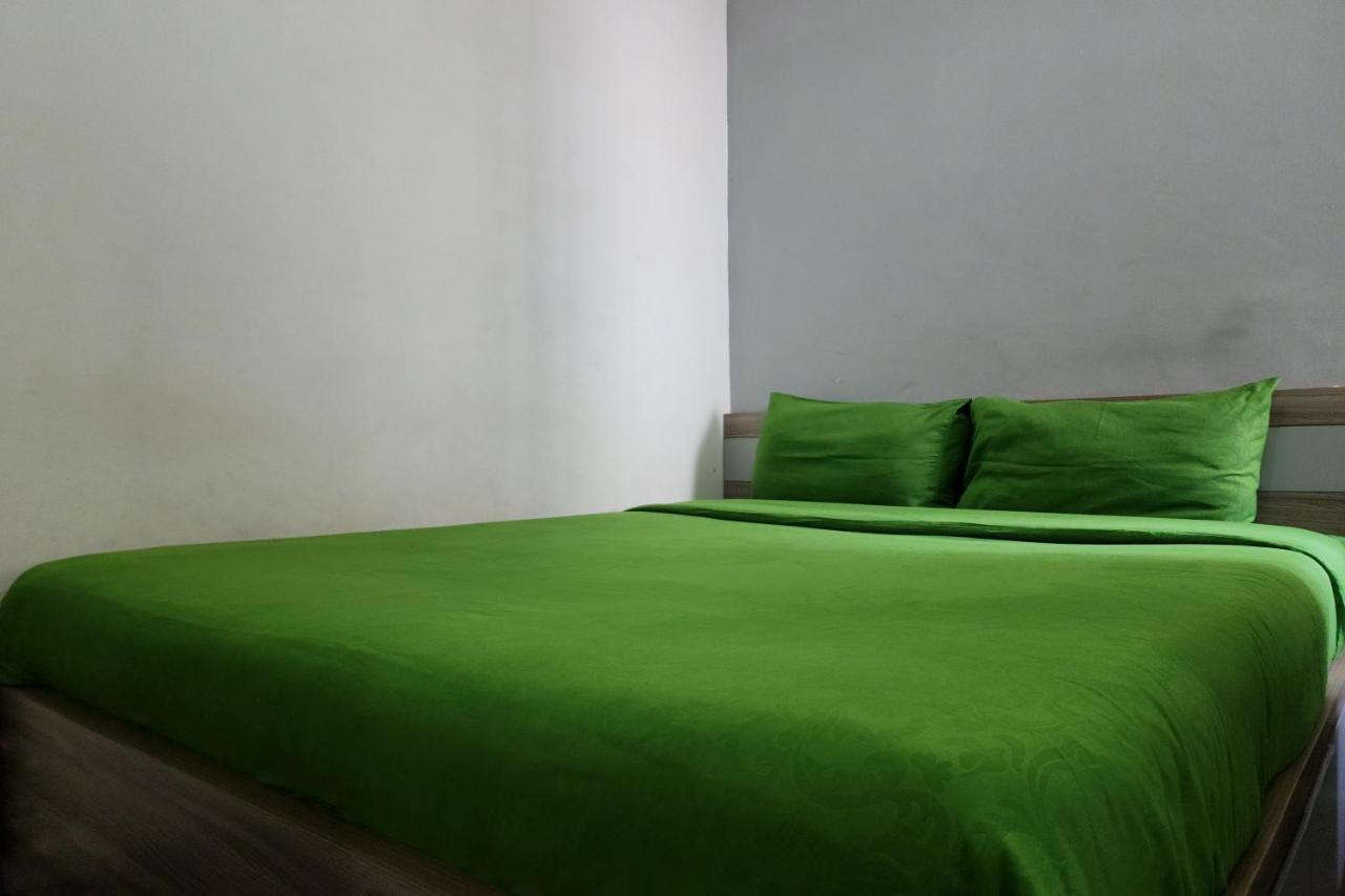 Barata Hotel Near Bandara Soekarno Hatta Tangerang Zewnętrze zdjęcie
