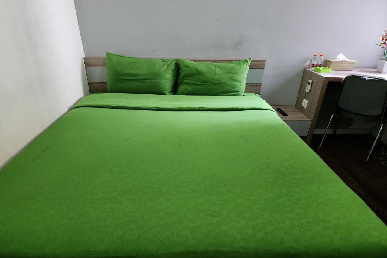 Barata Hotel Near Bandara Soekarno Hatta Tangerang Zewnętrze zdjęcie