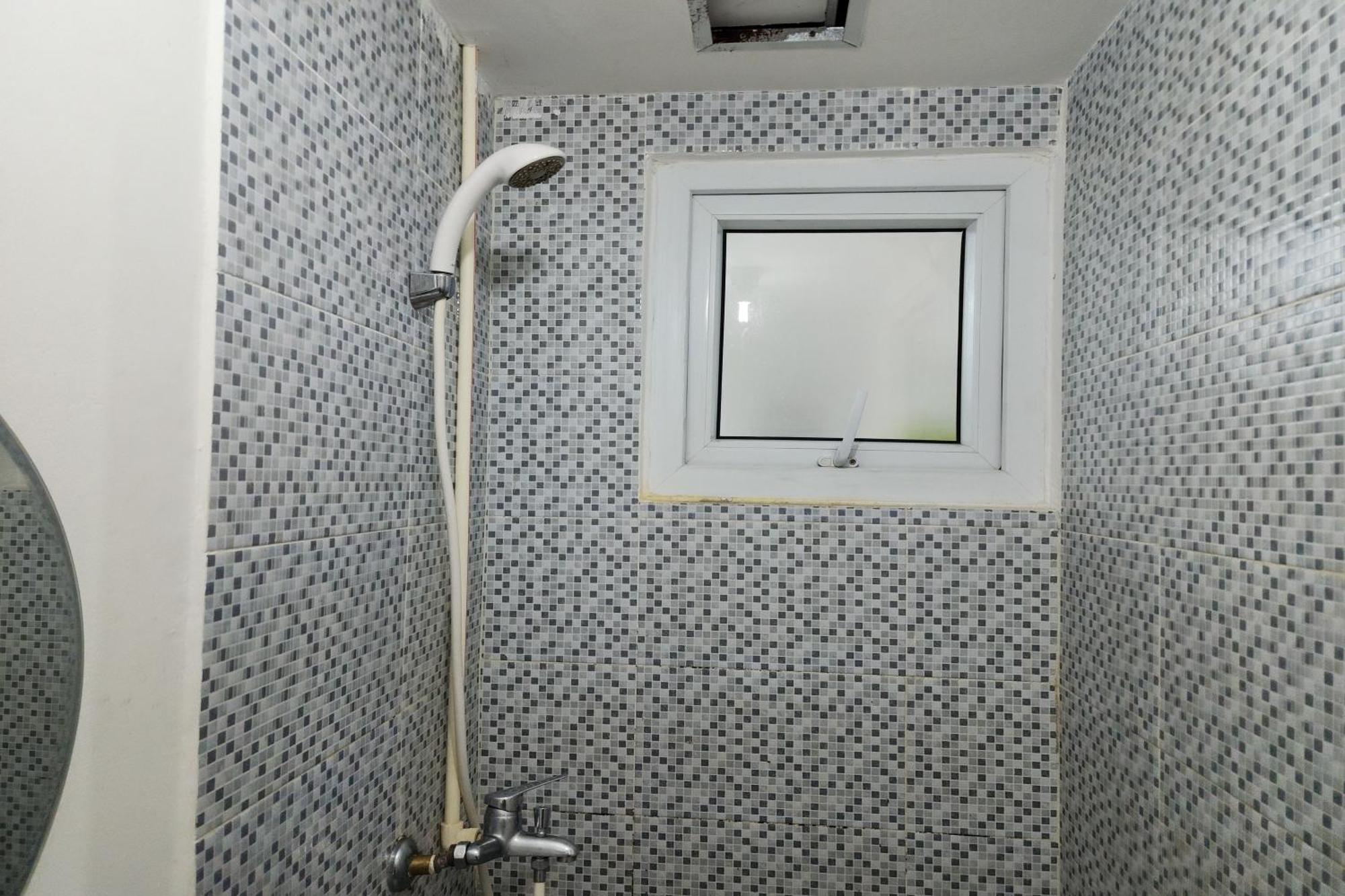 Barata Hotel Near Bandara Soekarno Hatta Tangerang Zewnętrze zdjęcie